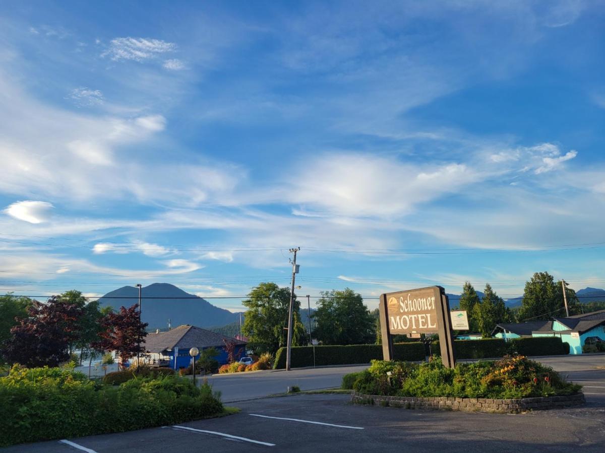 Schooner Motel Тофино Экстерьер фото